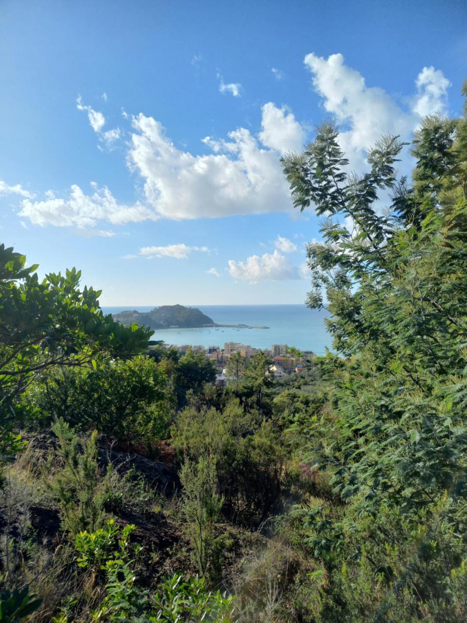 Cinque Terre & Portofino Apartment In Sestri Levante Luaran gambar